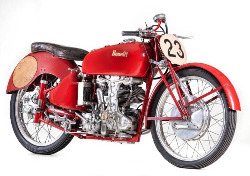 Luci e ombre dell’asta Bonhams di moto d’epoca, memorabile per quantità e qualità dei lotti