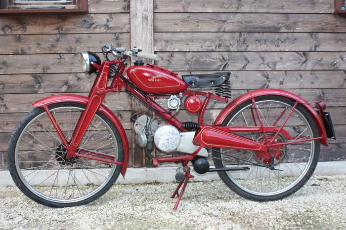 MOTO GUZZI: 100 anni con leggerezza