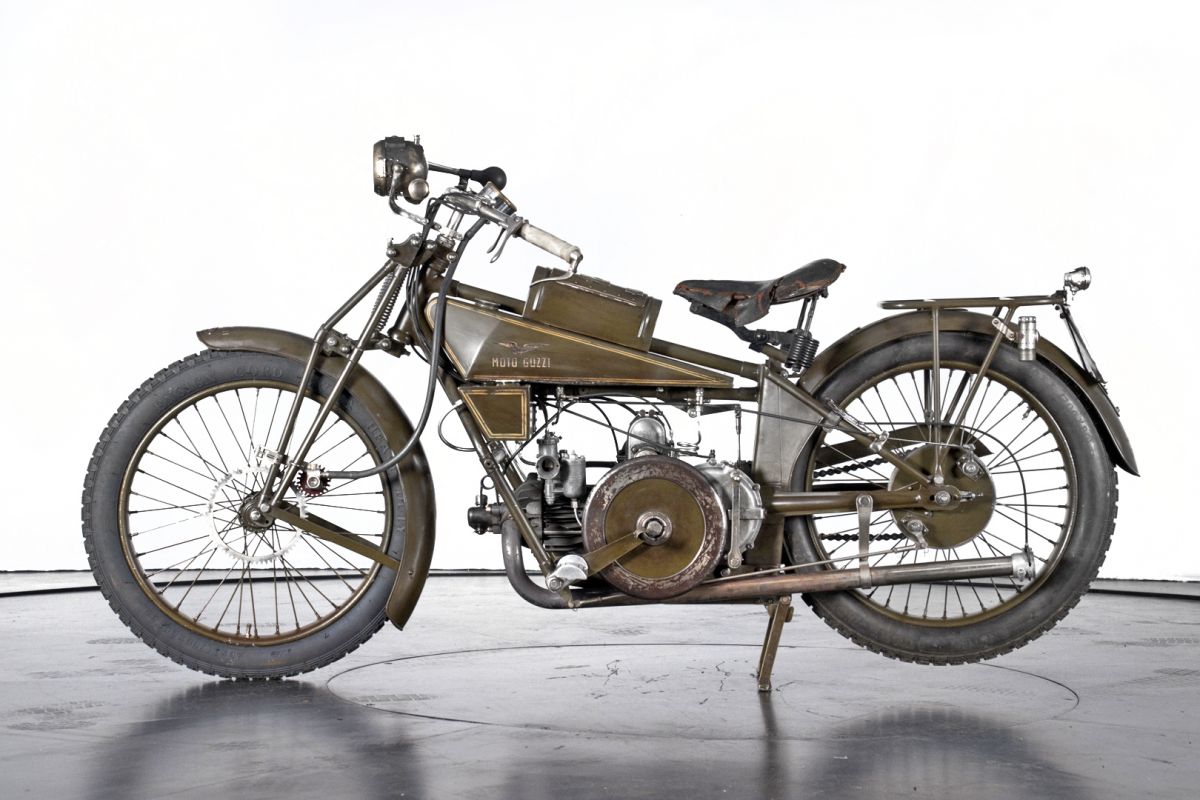 MOTO GUZZI: 100 anni con leggerezza
