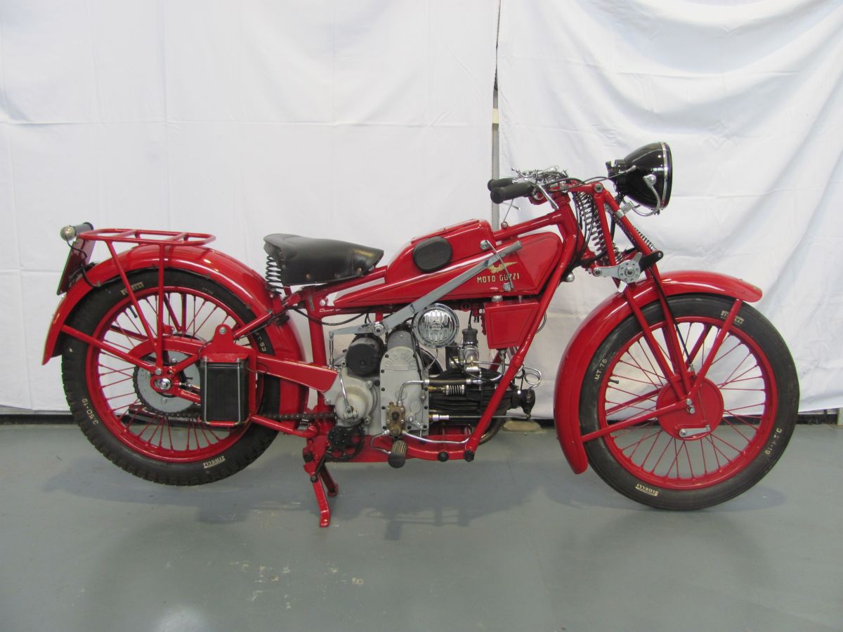 MOTO GUZZI: 100 anni con leggerezza