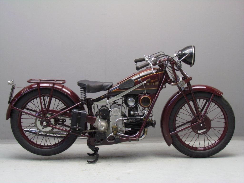MOTO GUZZI: 100 anni con leggerezza