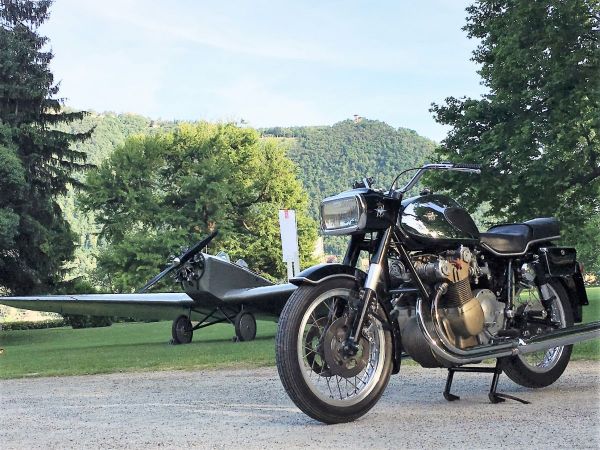 MV Augusta  600 4 cylinder telaio # 001 !