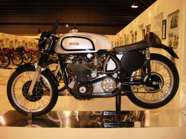 Scompiglio nel mondo delle moto d'epoca