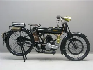 Foto 1 di 3: Raleigh 2 3/4 HP "Chain-Drive"