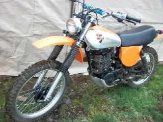 Foto 3 di 10: Yamaha TT