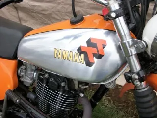 Foto 10 di 10: Yamaha TT