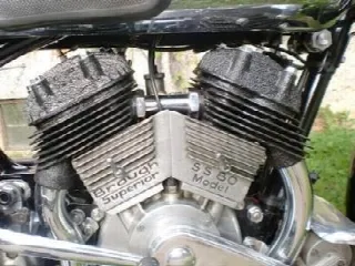 Foto 7 di 7: Brough Superior