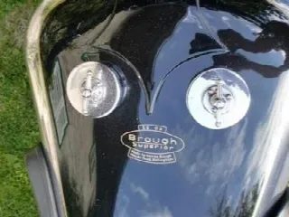 Foto 4 di 7: Brough Superior