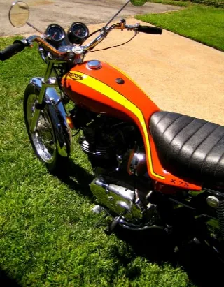 Foto 1 di 6: Triumph Motorcycles 75