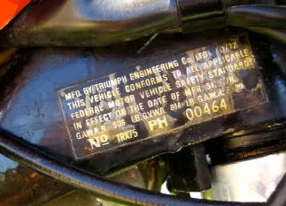 Foto 4 di 6: Triumph Motorcycles 75