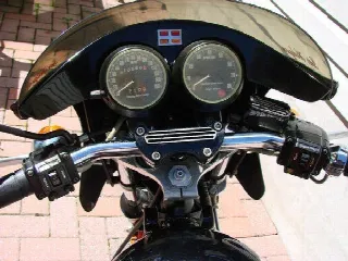 Foto 5 di 6: Harley Davidson Cafe Racer