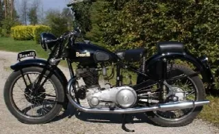 Foto 1 di 6: Benelli