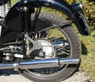 Foto 4 di 6: Benelli
