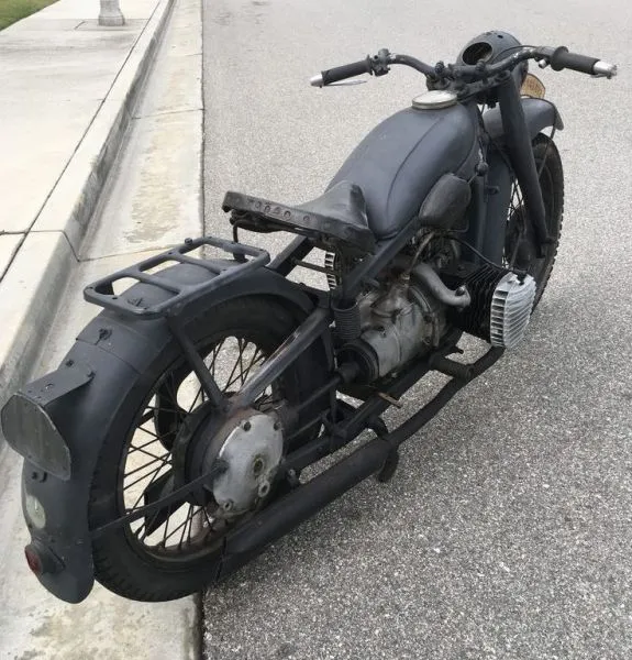 BMW Motorcycles R12 - original condition