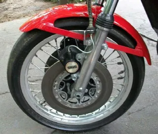 Foto 2 di 6: Yamaha TZ