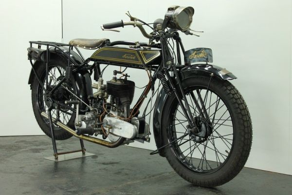 LEAFRANCIS LightSaloon 14 HP 70 SALOON
