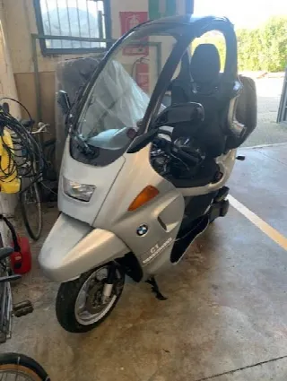 Foto 2 di 4: BMW Motorcycles C1