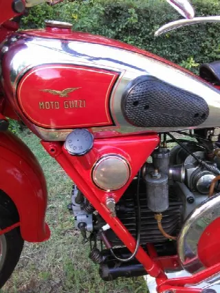 Foto 4 di 15: Moto Guzzi GTV 500