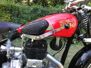 Foto 5 di 9: Gilera VLE 500