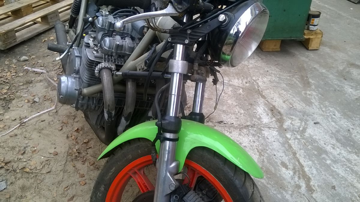 Egli-Kawasaki EVK 900 R