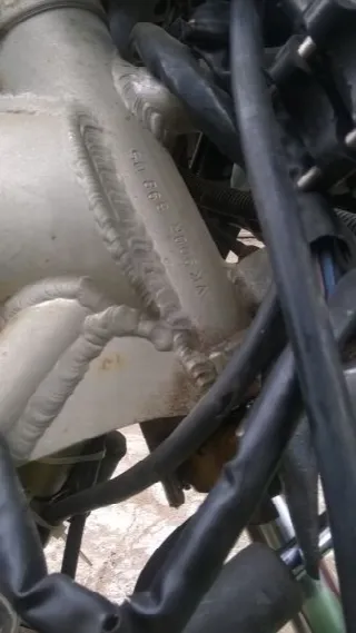 Foto 3 di 4: Egli-Kawasaki EVK 900 R